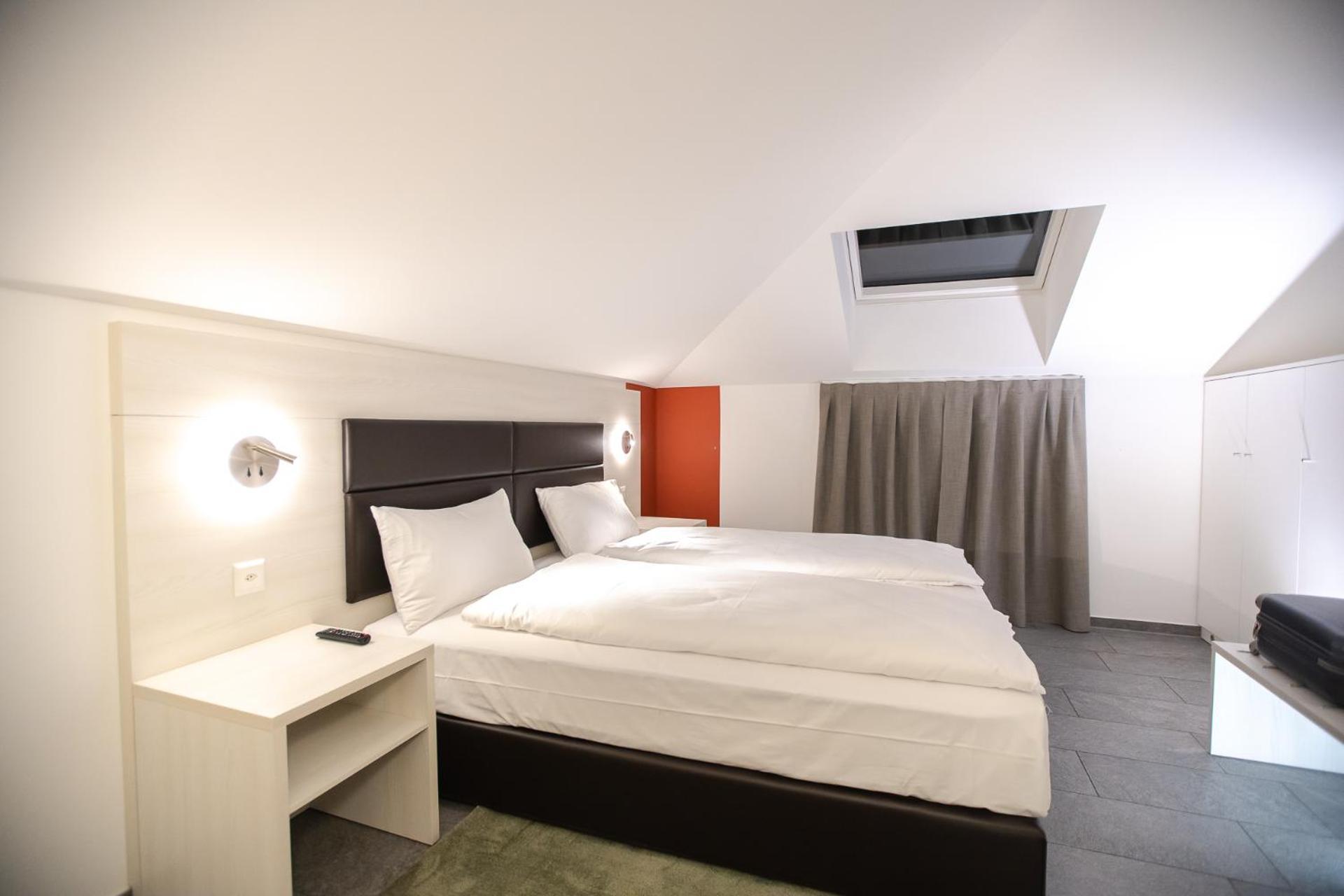 Miralago Locarno Easy Rooms Muralto Eksteriør billede