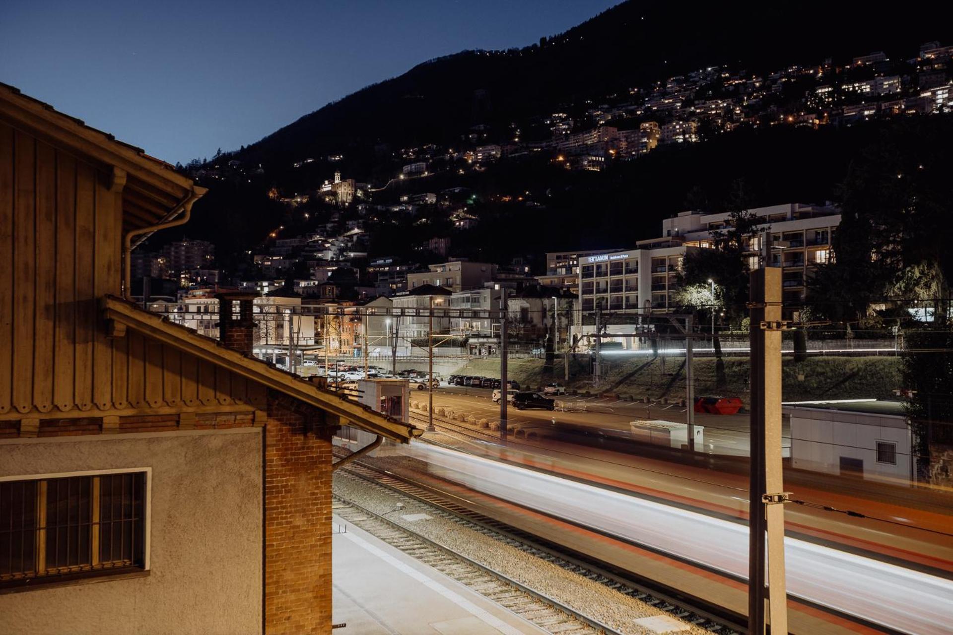 Miralago Locarno Easy Rooms Muralto Eksteriør billede
