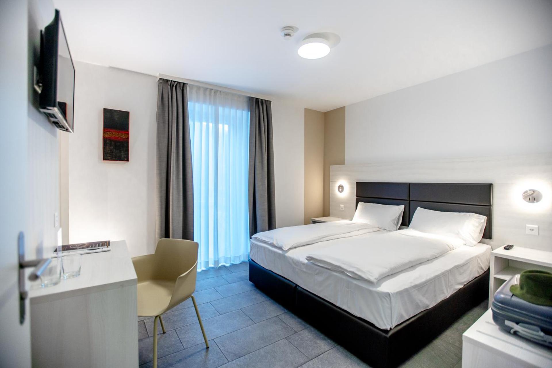 Miralago Locarno Easy Rooms Muralto Eksteriør billede