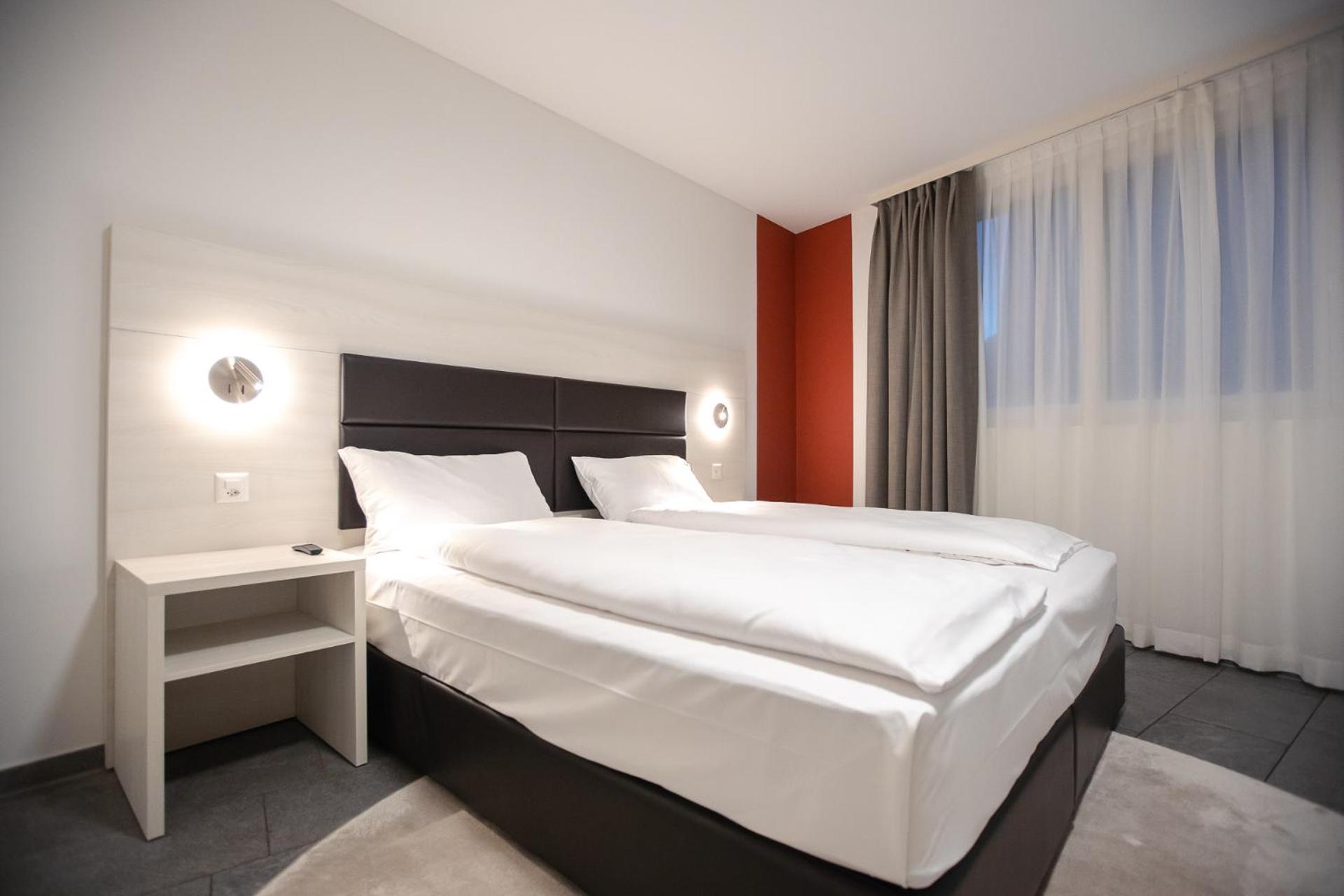 Miralago Locarno Easy Rooms Muralto Eksteriør billede